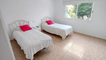 2 Bed  Flat / Apartment for Sale, Puerto de la Cruz, Tenerife - IC-VAP11805