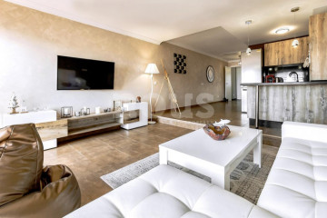 2 Bed  Flat / Apartment for Sale, Costa Adeje (Torviscas Alto), Tenerife - NP-04431