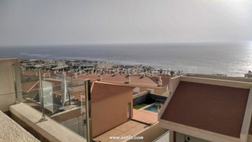 3 Bed  Villa/House for Sale, Puerto De Santiago, Santiago Del Teide, Tenerife - AZ-1874