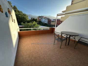 2 Bed  Villa/House for Sale, Puerto de la Cruz, Tenerife - IC-VAD11813