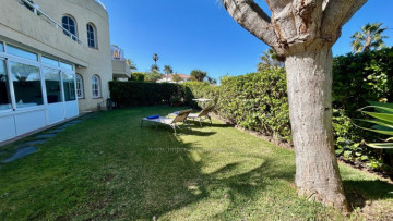 2 Bed  Flat / Apartment for Sale, Santa Ursula, Tenerife - IC-VPI11815