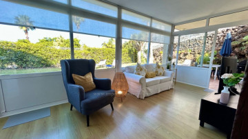 2 Bed  Flat / Apartment for Sale, Santa Ursula, Tenerife - IC-VPI11815
