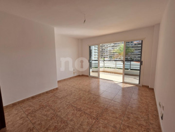 2 Bed  Flat / Apartment for Sale, Los Cristianos, Tenerife - NP-04427