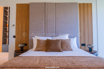 4 Bed  Villa/House for Sale, Playa San Juan, Guia De Isora, Tenerife - AZ-1877