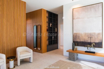 4 Bed  Villa/House for Sale, Playa San Juan, Guia De Isora, Tenerife - AZ-1877