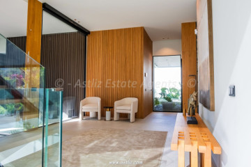 4 Bed  Villa/House for Sale, Playa San Juan, Guia De Isora, Tenerife - AZ-1877