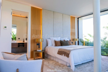 4 Bed  Villa/House for Sale, Playa San Juan, Guia De Isora, Tenerife - AZ-1877