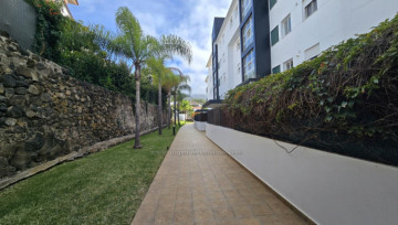 2 Bed  Flat / Apartment to Rent, Puerto de la Cruz, Tenerife - IC-API11825
