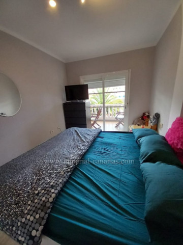 2 Bed  Flat / Apartment to Rent, Puerto de la Cruz, Tenerife - IC-API11368