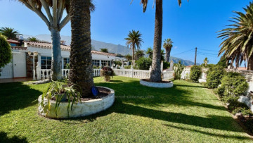 5 Bed  Villa/House for Sale, Los Realejos, Tenerife - IC-VCH11829