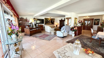 5 Bed  Villa/House for Sale, Los Realejos, Tenerife - IC-VCH11829