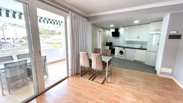 2 Bed  Flat / Apartment to Rent, Puerto de la Cruz, Tenerife - IC-API11496