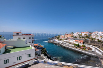 3 Bed  Villa/House for Sale, Puerto De Santiago, Santiago Del Teide, Tenerife - AZ-1881