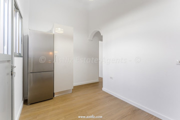 1 Bed  Flat / Apartment for Sale, Los Abrigos, Granadilla De Abona, Tenerife - AZ-1882