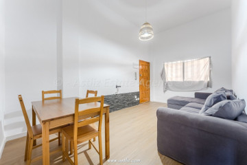 1 Bed  Flat / Apartment for Sale, Los Abrigos, Granadilla De Abona, Tenerife - AZ-1882