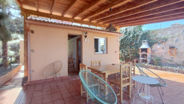 2 Bed  Villa/House to Rent, La Orotava, Tenerife - IC-ACH11831