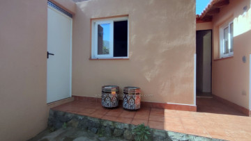 2 Bed  Villa/House to Rent, La Orotava, Tenerife - IC-ACH11831