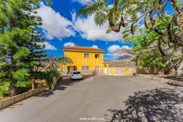 4 Bed  Villa/House for Sale, San Miguel, San Miguel De Abona, Tenerife - AZ-1885