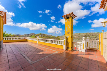 4 Bed  Villa/House for Sale, San Miguel, San Miguel De Abona, Tenerife - AZ-1885
