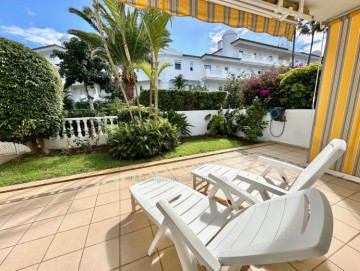 2 Bed  Flat / Apartment to Rent, Puerto de la Cruz, Tenerife - IC-API11839