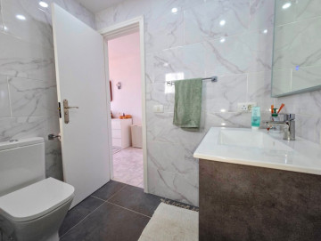 2 Bed  Flat / Apartment for Sale, Los Cristianos, Arona, Tenerife - MP-AP0943-2C