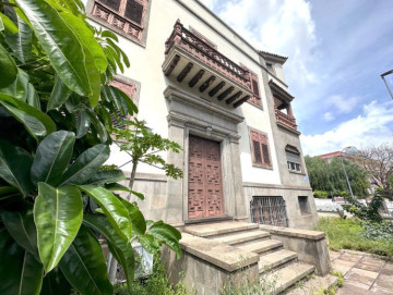 10 Bed  Villa/House for Sale, Santa Cruz de Tenerife, Tenerife - PR-CAS0400VED