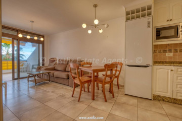 2 Bed  Flat / Apartment for Sale, El Varadero, Guia De Isora, Tenerife - AZ-1889