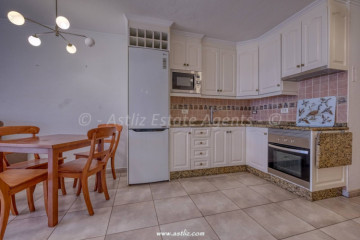 2 Bed  Flat / Apartment for Sale, El Varadero, Guia De Isora, Tenerife - AZ-1889