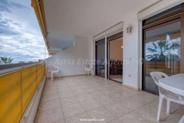 2 Bed  Flat / Apartment for Sale, El Varadero, Guia De Isora, Tenerife - AZ-1889