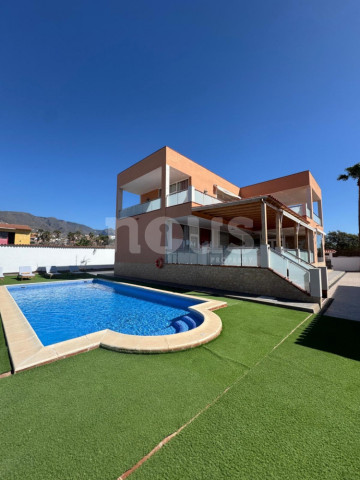 4 Bed  Villa/House for Sale, Playa Paraiso, Tenerife - NP-04455
