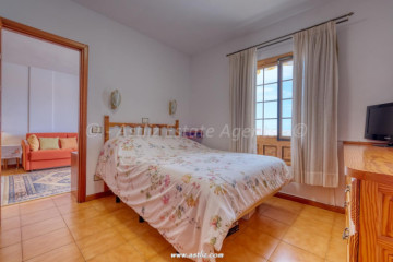 1 Bed  Flat / Apartment for Sale, El Varadero, Guia De Isora, Tenerife - AZ-1890