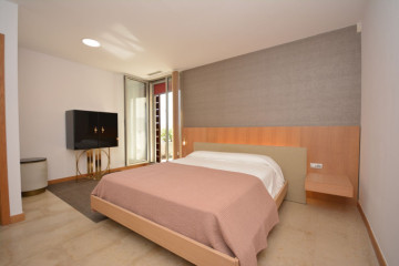 3 Bed  Flat / Apartment for Sale, Santa Cruz de Tenerife, Tenerife - PR-PIS0700VED
