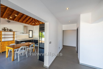 3 Bed  Villa/House for Sale, Las Manchas, El Paso, La Palma - LP-E837