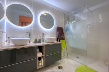 2 Bed  Flat / Apartment for Sale, El Varadero, Guia De Isora, Tenerife - AZ-1892