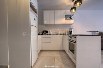 2 Bed  Flat / Apartment for Sale, El Varadero, Guia De Isora, Tenerife - AZ-1892