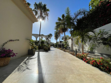 7 Bed  Villa/House for Sale, Costa Adeje (La Caleta), Tenerife - NP-04389