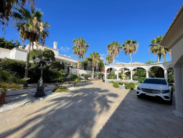7 Bed  Villa/House for Sale, Costa Adeje (La Caleta), Tenerife - NP-04389