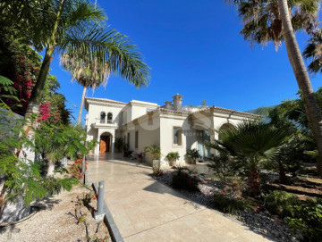 7 Bed  Villa/House for Sale, Costa Adeje (La Caleta), Tenerife - NP-04389