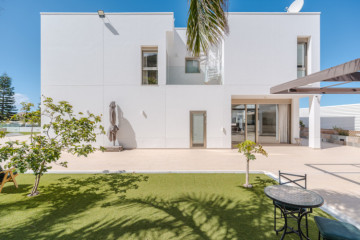 5 Bed  Villa/House for Sale, Torviscas Alto, Adeje, Tenerife - MP-V0854-5C