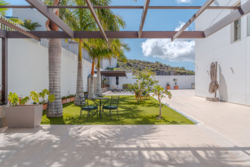 5 Bed  Villa/House for Sale, Torviscas Alto, Adeje, Tenerife - MP-V0854-5C