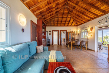 2 Bed  Villa/House for Sale, Tacande, El Paso, La Palma - LP-E839