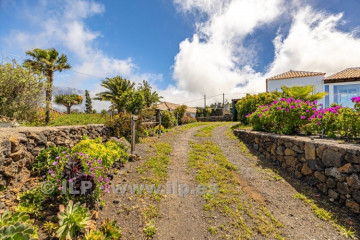 2 Bed  Villa/House for Sale, Tacande, El Paso, La Palma - LP-E839