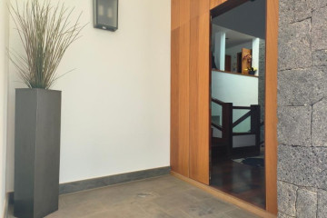 6 Bed  Villa/House for Sale, Puerto Calero, Lanzarote - LA-PB093