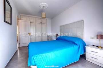 1 Bed  Flat / Apartment for Sale, Puerto De Santiago, Santiago Del Teide, Tenerife - AZ-1895