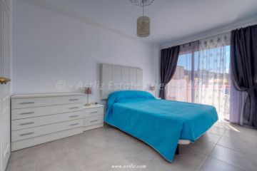 1 Bed  Flat / Apartment for Sale, Puerto De Santiago, Santiago Del Teide, Tenerife - AZ-1895