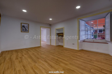 9 Bed  Villa/House for Sale, San Cristobal De La Laguna, Tenerife - AZ-1896