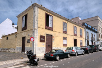 9 Bed  Villa/House for Sale, San Cristobal De La Laguna, Tenerife - AZ-1896