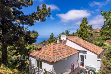 2 Bed  Villa/House for Sale, La Quinta, Tijarafe, La Palma - LP-Ti265