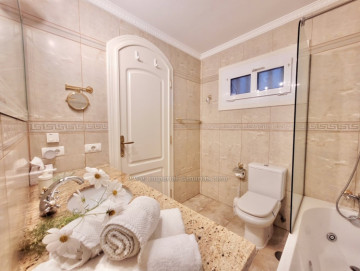  Flat / Apartment for Sale, Puerto de la Cruz, Tenerife - IC-VAP11879