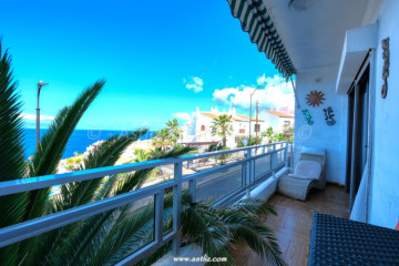 2 Bed  Flat / Apartment for Sale, Puerto De Santiago, Santiago Del Teide, Tenerife - AZ-1897